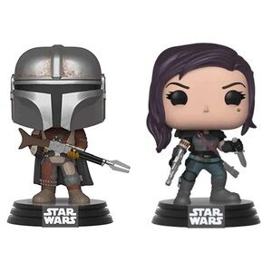 Funko POP! Star Wars Bundle of 2 Figures: The Mandalorian #326 & Cara Dune #327